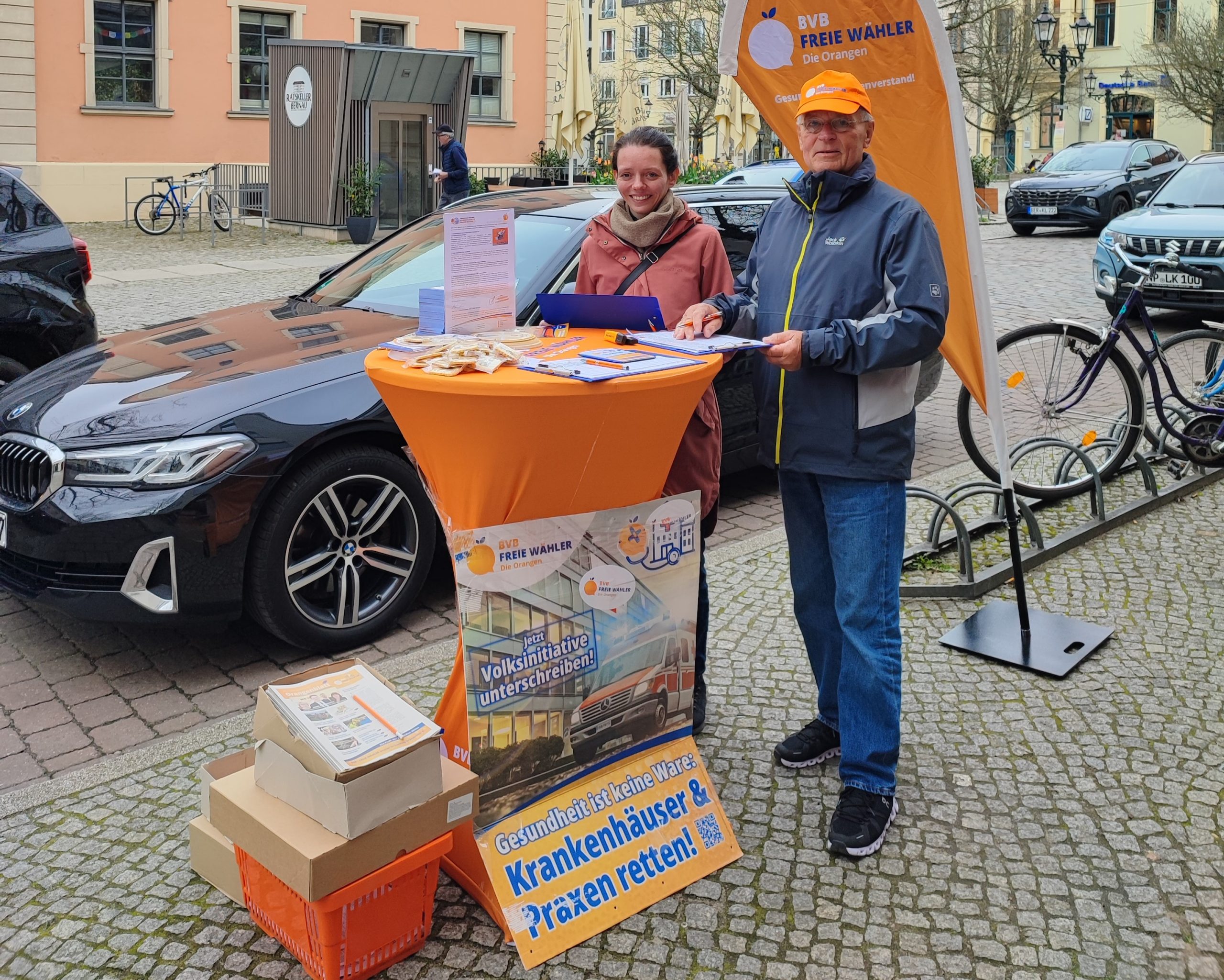 Nadine Schnittke sammelt Unterschriften für Volksinitiative Gesundheit ist keine Ware